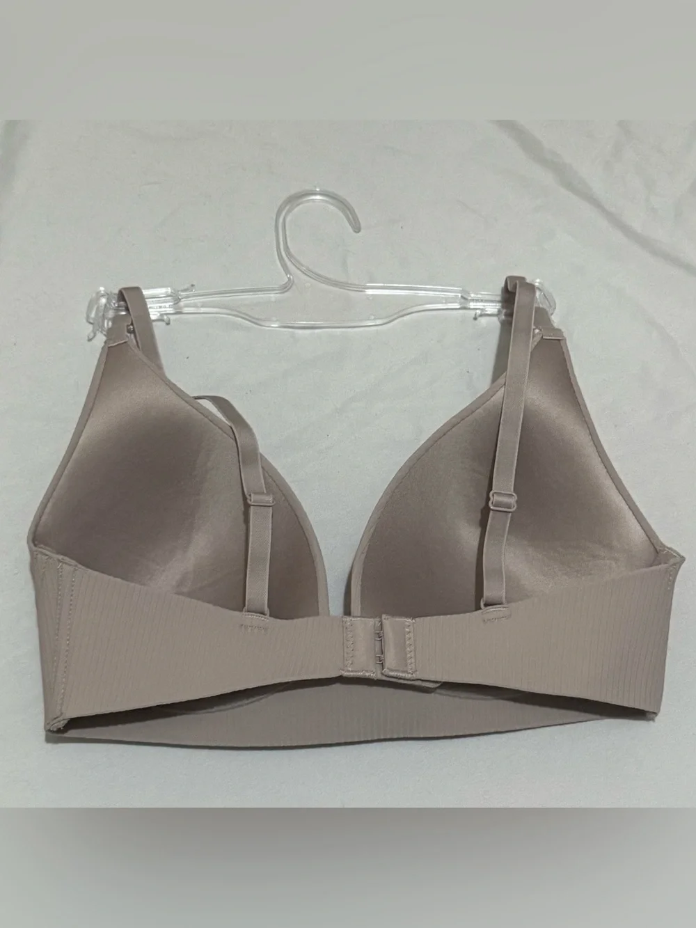 Nautica Nude Ribbed Seamless Moulded Cup Bra